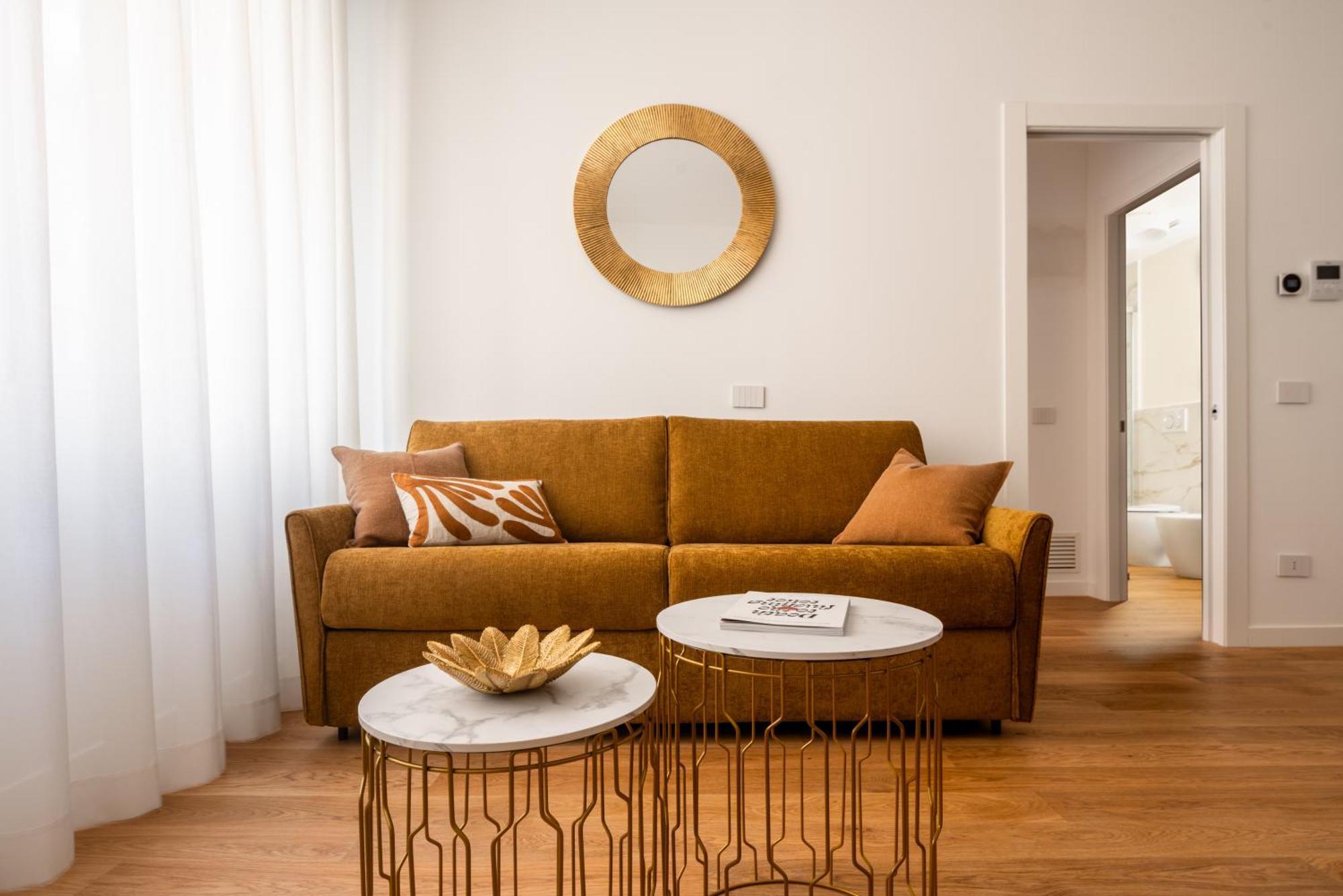 San Babila Design Apartment R&R ميلان المظهر الخارجي الصورة
