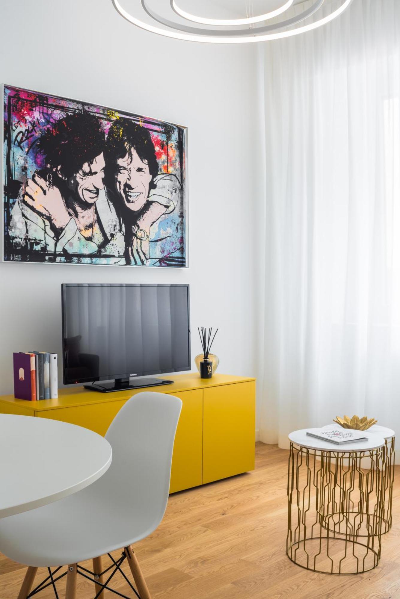 San Babila Design Apartment R&R ميلان المظهر الخارجي الصورة